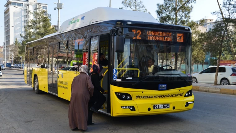 Diyarbakır'daki Öğretmenler Toplu Taşıma İndirimi için Talepte Bulundu